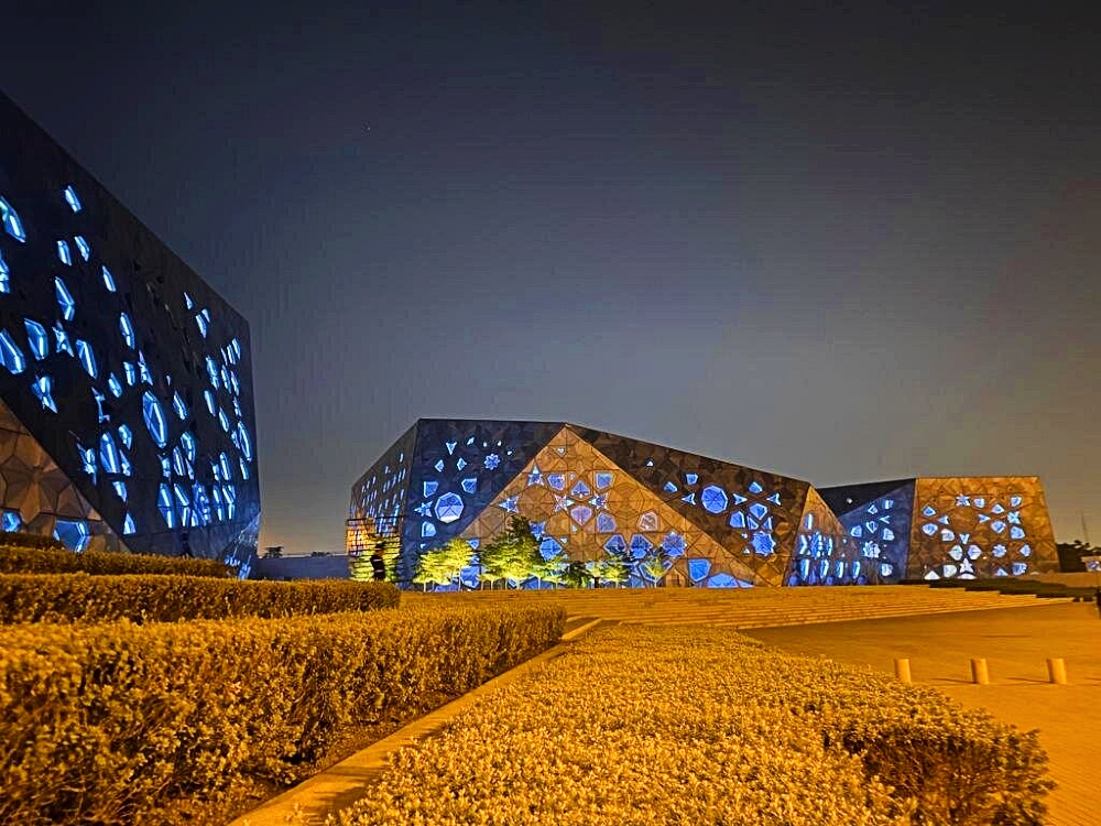 Kuwait Half Day City & Desert Licensed Tour Guide Pickup&Dropoff - Image - 1649